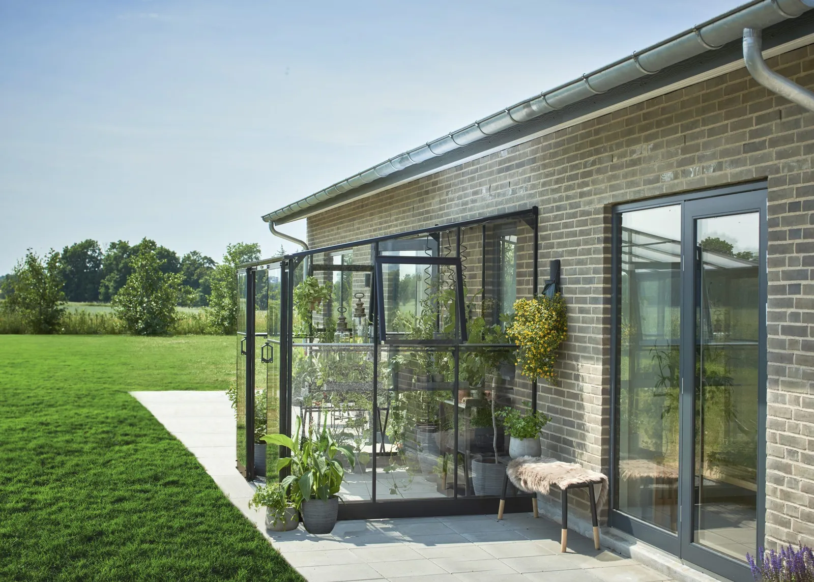 Växthus Halls Qube Lean-to 68 Svart 4,7 m² Härdat Glas - miniatyr 2