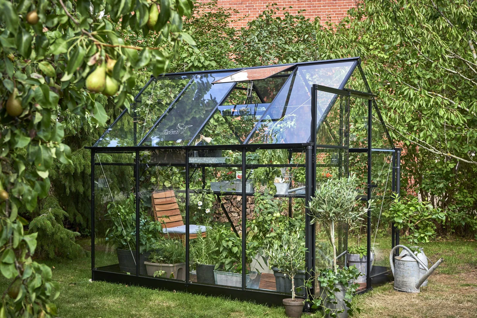 Växthus Halls Qube 68 Svart 5,1 m² Härdat Glas