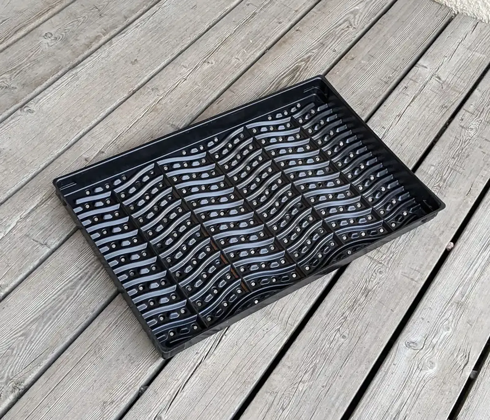 Bricka Quickpot högkant med hål 356x553x42mm - bild 1
